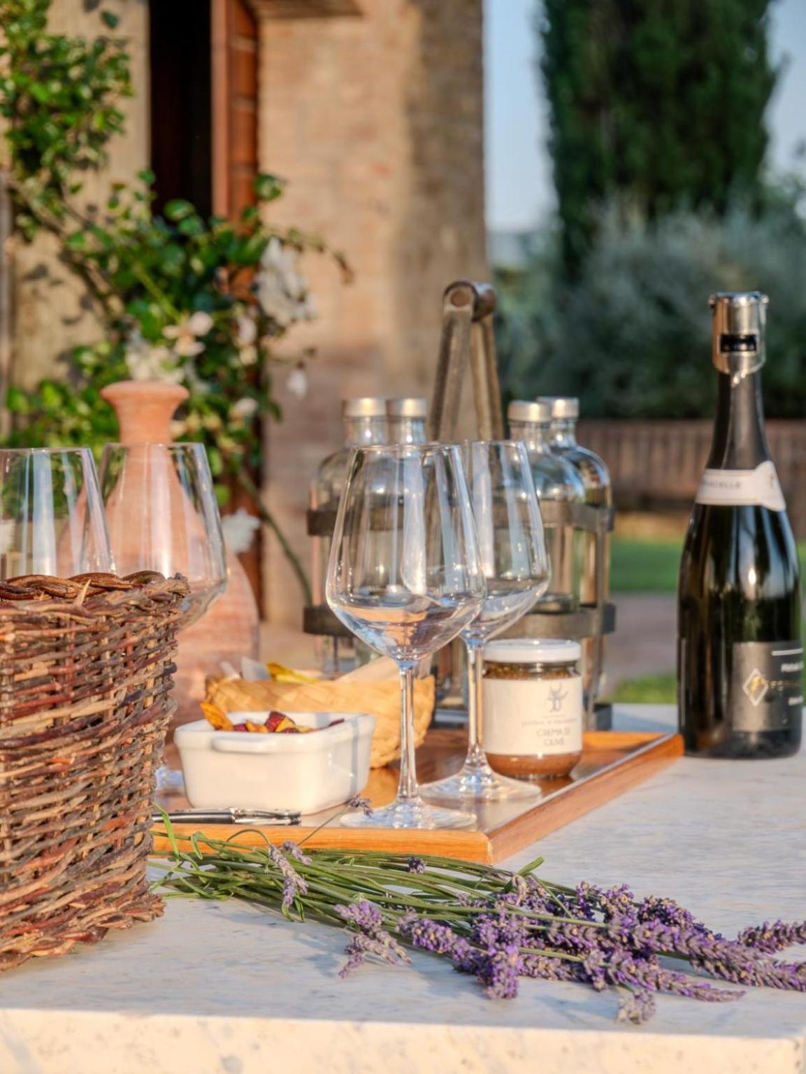Podere Le Mezzelune Bibbona Exteriör bild